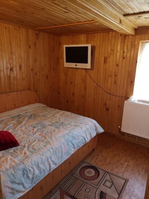 Casa Pelerinului Leilighet Capatineni-Paminteni Eksteriør bilde